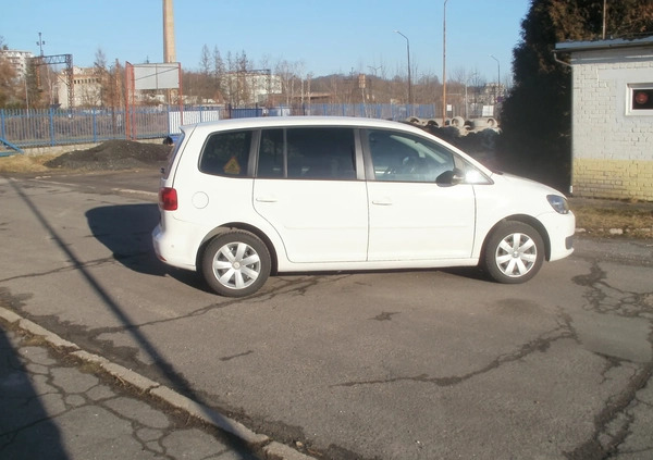 Volkswagen Touran cena 36000 przebieg: 282000, rok produkcji 2012 z Góra małe 37